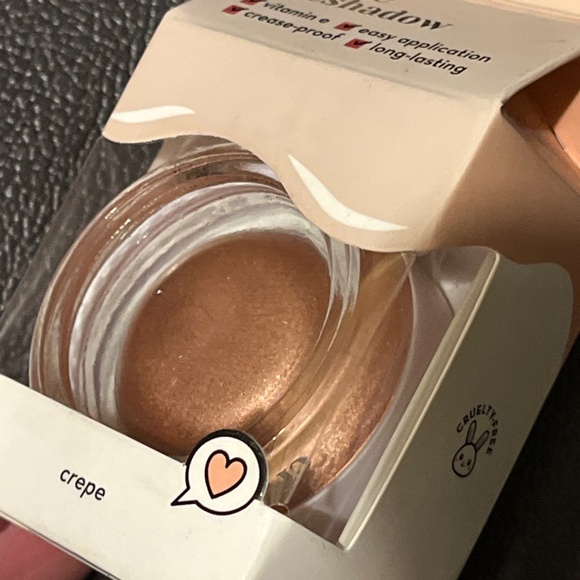 NEW Crème Eyeshadow by The Crème Shop - Picture 6 of 6